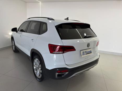 VOLKSWAGEN Touareg 3.2 24V V6 4P FSI 4X4 AUTOMÁTICO, Foto 11 VOLKSWAGEN Touareg 3.2 24V V6 4P FSI 4X4 AUTOMÁTICO, Foto 11