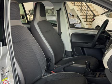 VOLKSWAGEN UP 1.0 12V 4P HIGH FLEX, Foto 8