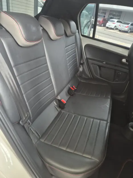 VOLKSWAGEN UP 1.0 12V 4P TSI FLEX PEPPER, Foto 11