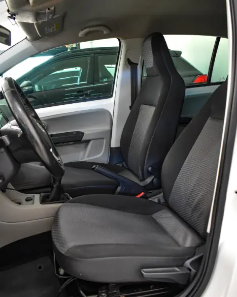 VOLKSWAGEN UP 1.0 12V 4P TSI FLEX MOVE UP, Foto 12