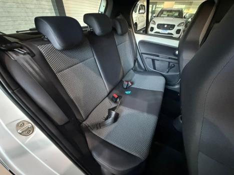 VOLKSWAGEN UP 1.0 12V 4P TRACK FLEX, Foto 7