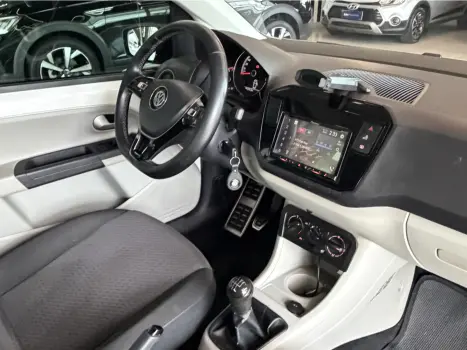 VOLKSWAGEN UP 1.0 12V 4P TSI FLEX MOVE UP, Foto 18