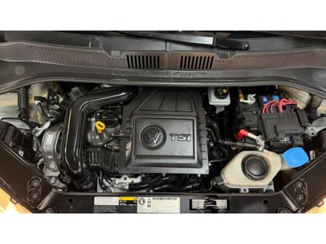 VOLKSWAGEN UP 1.0 12V 4P TSI FLEX BLACK, Foto 12