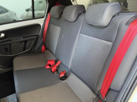 VOLKSWAGEN UP 1.0 4P FLEX 170 TSI CONNECT, Foto 7