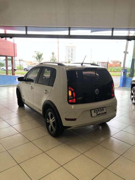 VOLKSWAGEN UP 1.0 4P FLEX 170 TSI XTREME, Foto 6