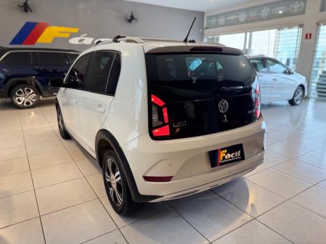VOLKSWAGEN UP 1.0 4P FLEX 170 TSI XTREME, Foto 6