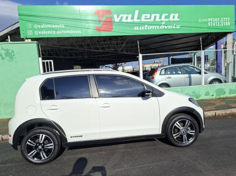 VOLKSWAGEN UP 1.0 4P FLEX 170 TSI XTREME, Foto 4