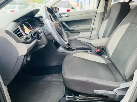 VOLKSWAGEN Virtus 1.0 4P 200 TSI FLEX COMFORTLINE AUTOM�TICO, Foto 14