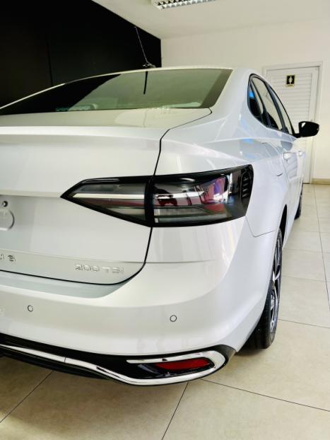 VOLKSWAGEN Virtus 1.0 4P 200 TSI FLEX HIGHLINE AUTOMTICO, Foto 6