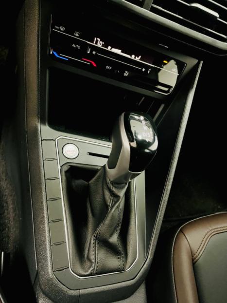 VOLKSWAGEN Virtus 1.0 4P 200 TSI FLEX HIGHLINE AUTOMTICO, Foto 14