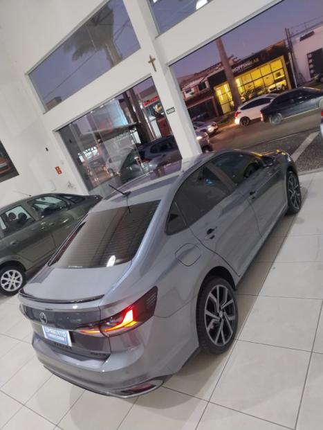 VOLKSWAGEN Virtus 1.4 4P 250 TSI EXCLUSIVE AUTOMÁTICO, Foto 4 VOLKSWAGEN Virtus 1.4 4P 250 TSI EXCLUSIVE AUTOMÁTICO, Foto 4