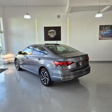 VOLKSWAGEN Virtus 1.0 4P 200 TSI FLEX HIGHLINE AUTOMTICO, Foto 4