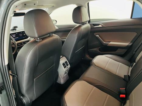 VOLKSWAGEN Virtus 1.0 4P 200 TSI FLEX HIGHLINE AUTOMTICO, Foto 12
