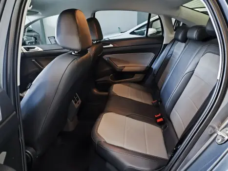 VOLKSWAGEN Virtus 1.0 4P 200 TSI FLEX HIGHLINE AUTOMTICO, Foto 7