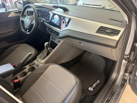 VOLKSWAGEN Virtus 1.0 4P 200 TSI FLEX HIGHLINE AUTOMTICO, Foto 4