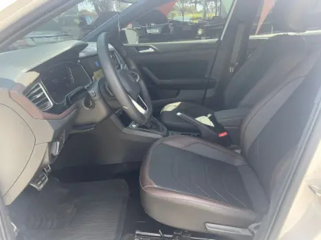 VOLKSWAGEN Virtus 1.0 4P 200 TSI FLEX HIGHLINE AUTOMTICO, Foto 9