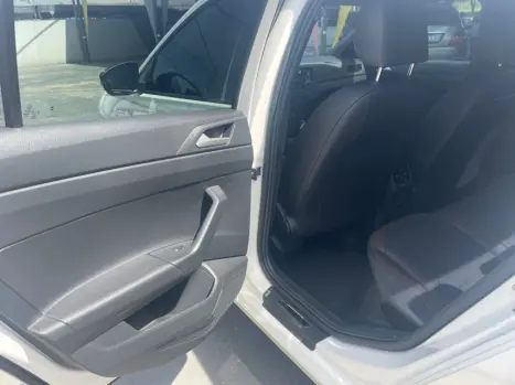 VOLKSWAGEN Virtus 1.0 4P 200 TSI FLEX HIGHLINE AUTOMTICO, Foto 10