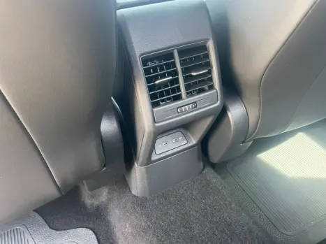 VOLKSWAGEN Virtus 1.0 4P 200 TSI FLEX HIGHLINE AUTOMTICO, Foto 12