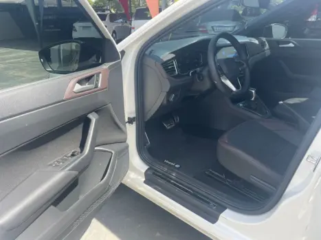 VOLKSWAGEN Virtus 1.0 4P 200 TSI FLEX HIGHLINE AUTOMTICO, Foto 15