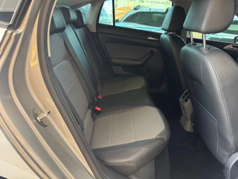 VOLKSWAGEN Virtus 1.0 4P 200 TSI FLEX HIGHLINE AUTOMTICO, Foto 15