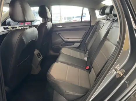 VOLKSWAGEN Virtus 1.0 4P 200 TSI FLEX HIGHLINE AUTOMTICO, Foto 11