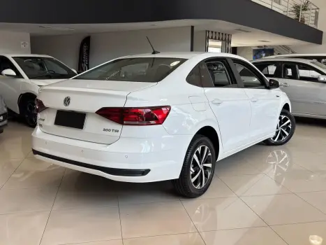 VOLKSWAGEN Virtus 1.0 4P 200 TSI FLEX COMFORTLINE AUTOMTICO, Foto 3