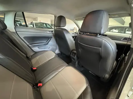 VOLKSWAGEN Virtus 1.0 4P 200 TSI FLEX COMFORTLINE AUTOMTICO, Foto 13