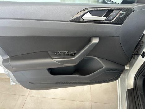VOLKSWAGEN Virtus 1.0 4P 200 TSI FLEX COMFORTLINE AUTOMTICO, Foto 8