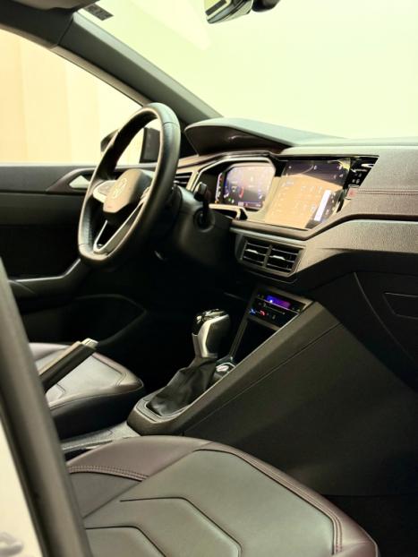 VOLKSWAGEN Virtus 1.0 4P 200 TSI FLEX HIGHLINE AUTOM�TICO, Foto 13