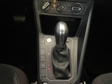 VOLKSWAGEN Virtus 1.0 4P 200 TSI FLEX COMFORTLINE AUTOM�TICO, Foto 15