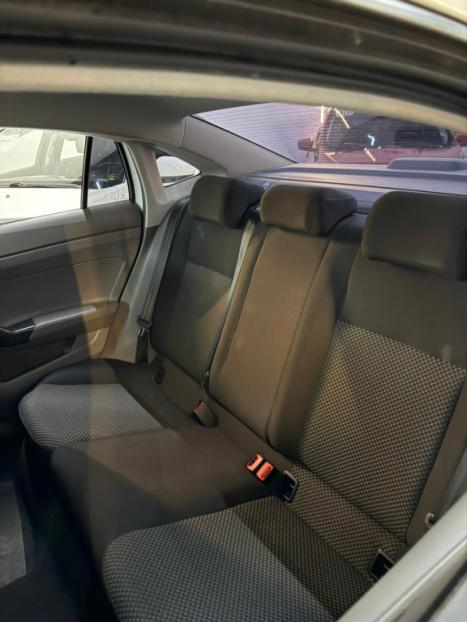VOLKSWAGEN Virtus 1.6 4P MSI FLEX AUTOM�TICO, Foto 9