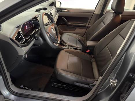 VOLKSWAGEN Virtus 1.0 4P 200 TSI FLEX COMFORTLINE AUTOM�TICO, Foto 6