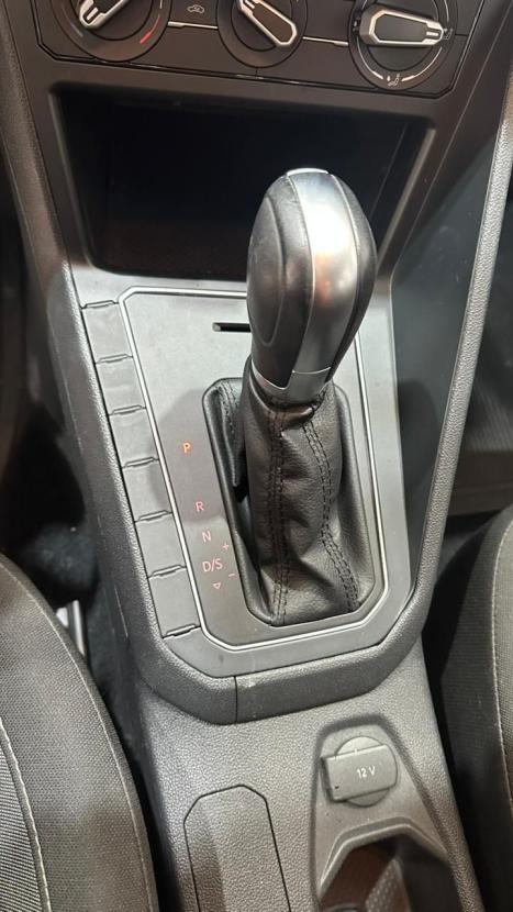 VOLKSWAGEN Virtus 1.0 4P 200 TSI FLEX COMFORTLINE AUTOM�TICO, Foto 10