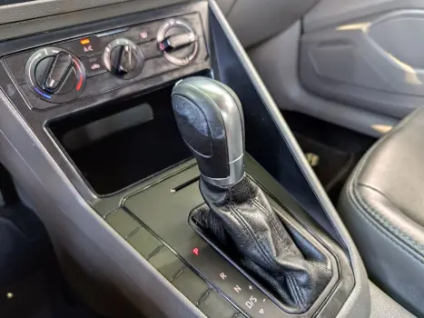 VOLKSWAGEN Virtus 1.6 4P MSI FLEX AUTOM�TICO, Foto 16