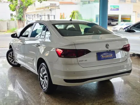 VOLKSWAGEN Virtus 1.6 4P MSI FLEX AUTOM�TICO, Foto 4