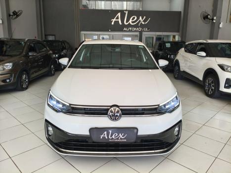 VOLKSWAGEN Virtus 1.0 4P 200 TSI FLEX HIGHLINE AUTOM�TICO, Foto 2