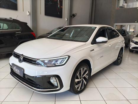 VOLKSWAGEN Virtus 1.0 4P 200 TSI FLEX HIGHLINE AUTOM�TICO, Foto 3