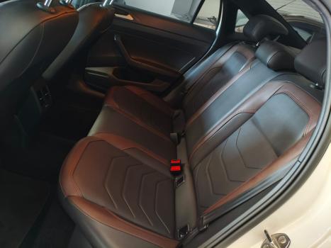 VOLKSWAGEN Virtus 1.0 4P 200 TSI FLEX HIGHLINE AUTOM�TICO, Foto 7