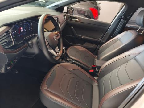 VOLKSWAGEN Virtus 1.0 4P 200 TSI FLEX HIGHLINE AUTOM�TICO, Foto 8