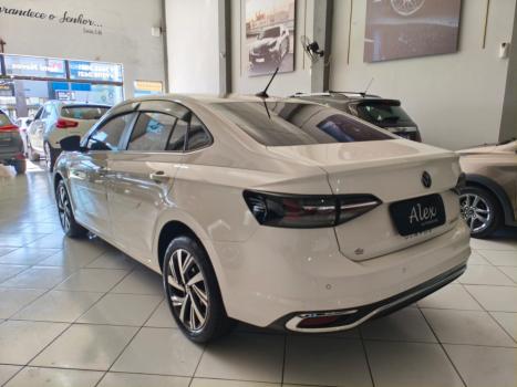 VOLKSWAGEN Virtus 1.0 4P 200 TSI FLEX HIGHLINE AUTOM�TICO, Foto 17