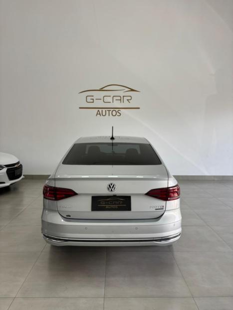 VOLKSWAGEN Virtus 1.0 4P 200 TSI FLEX HIGHLINE AUTOM�TICO, Foto 4