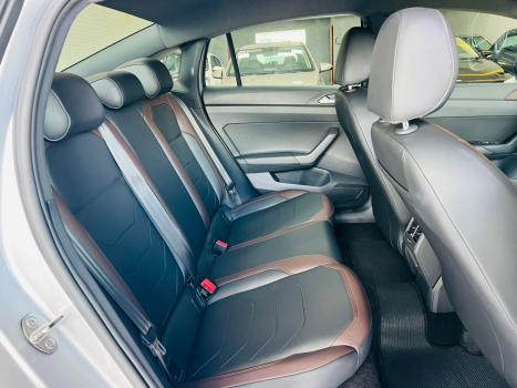 VOLKSWAGEN Virtus 1.0 4P 200 TSI FLEX HIGHLINE AUTOM�TICO, Foto 18