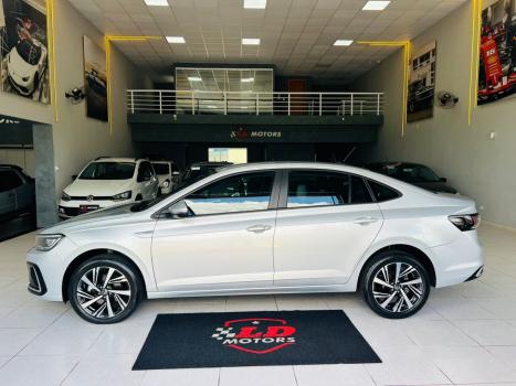 VOLKSWAGEN Virtus 1.0 4P 200 TSI FLEX HIGHLINE AUTOM�TICO, Foto 6