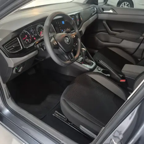 VOLKSWAGEN Virtus 1.0 4P 200 TSI FLEX COMFORTLINE AUTOM�TICO, Foto 8