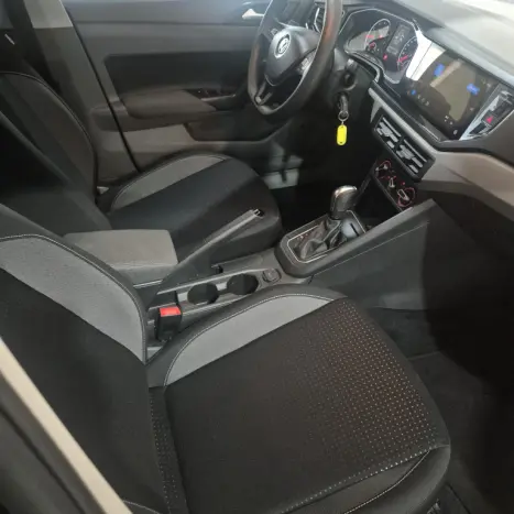 VOLKSWAGEN Virtus 1.0 4P 200 TSI FLEX COMFORTLINE AUTOM�TICO, Foto 12