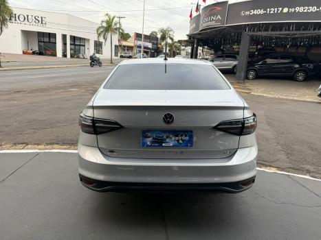 VOLKSWAGEN Virtus 1.0 4P 200 TSI FLEX COMFORTLINE AUTOM�TICO, Foto 4