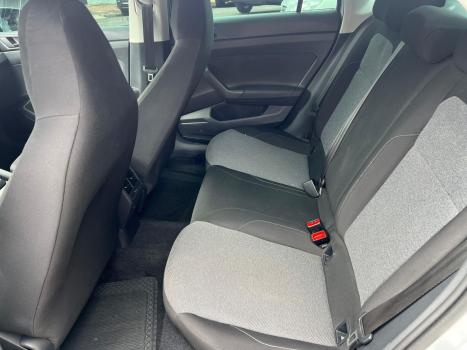 VOLKSWAGEN Virtus 1.0 4P 200 TSI FLEX COMFORTLINE AUTOM�TICO, Foto 9