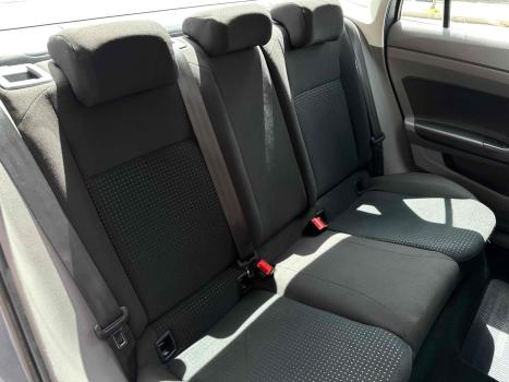VOLKSWAGEN Virtus 1.0 4P 200 TSI FLEX COMFORTLINE AUTOM�TICO, Foto 13