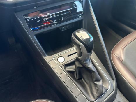 VOLKSWAGEN Virtus 1.0 4P 200 TSI FLEX HIGHLINE AUTOM�TICO, Foto 9