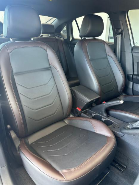 VOLKSWAGEN Virtus 1.0 4P 200 TSI FLEX HIGHLINE AUTOM�TICO, Foto 20